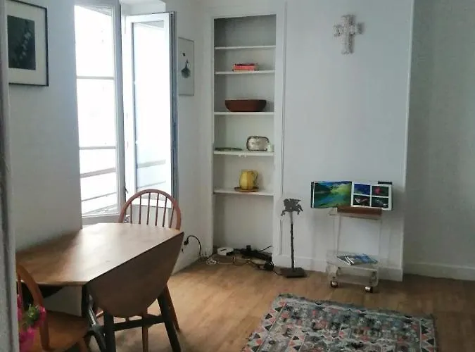 Apartmán Charming In Near The Eiffel Tower