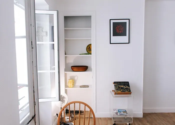 Charming In Near The Eiffel Tower * Paris